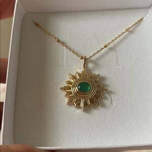 Supernova pendant with green mother of pearl necklace